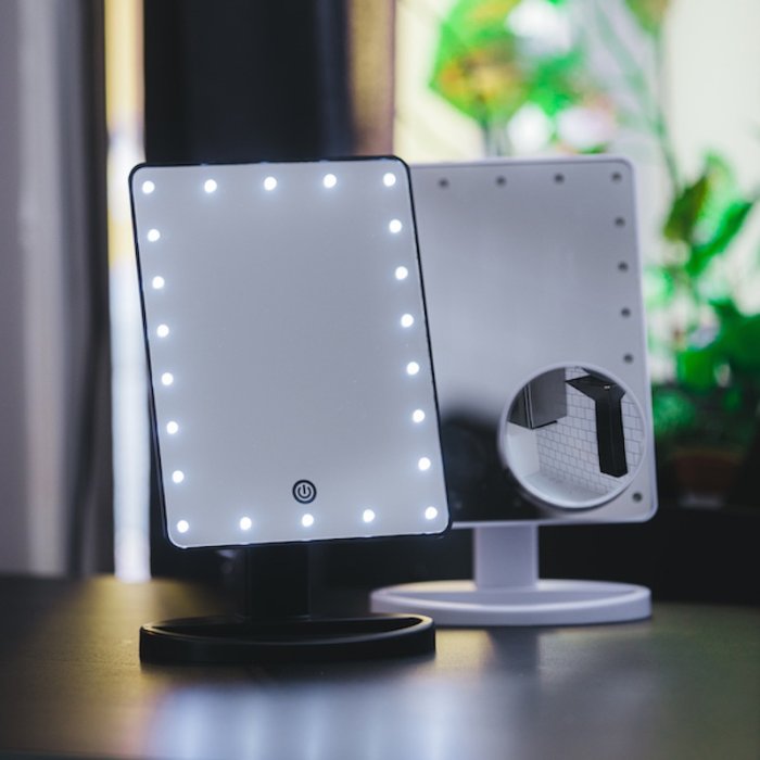 Sminkespeil med LED-belysning