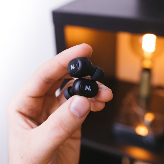 True Wireless Hovedtelefoner - Trykk på bildet for å lukke
