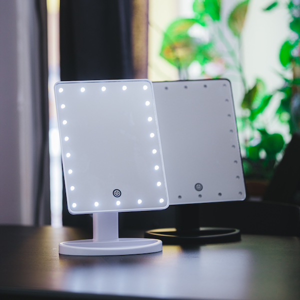 Sminkespeil med LED-belysning