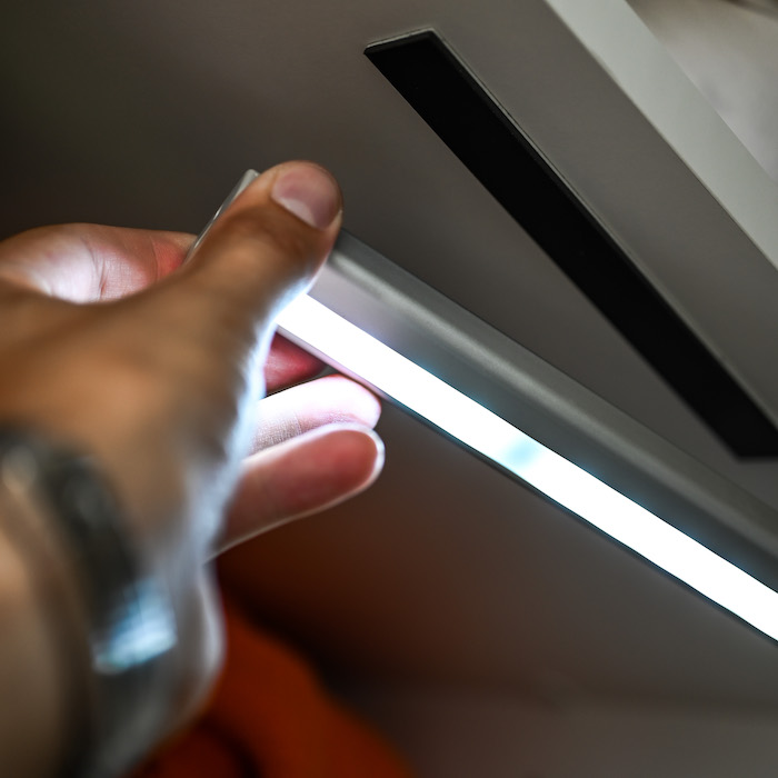 Oppladbar LED-spotlight