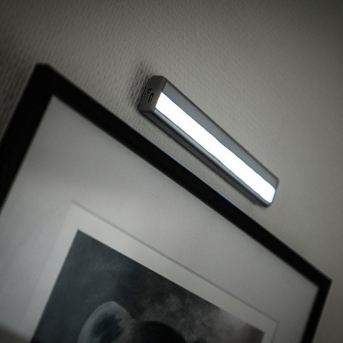 Oppladbar LED-spotlight