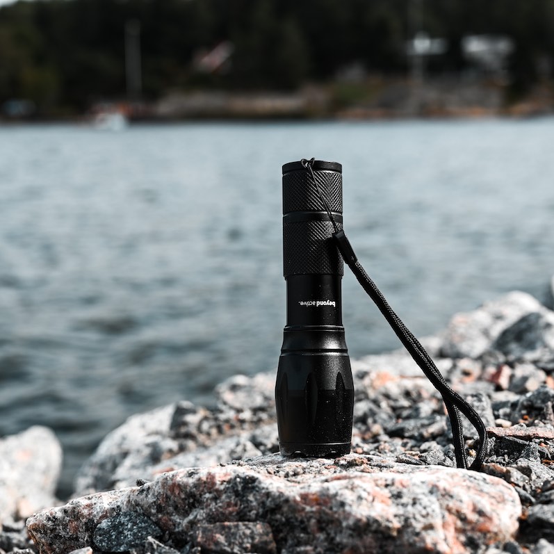 Tactical Flashlight - Lommelykt